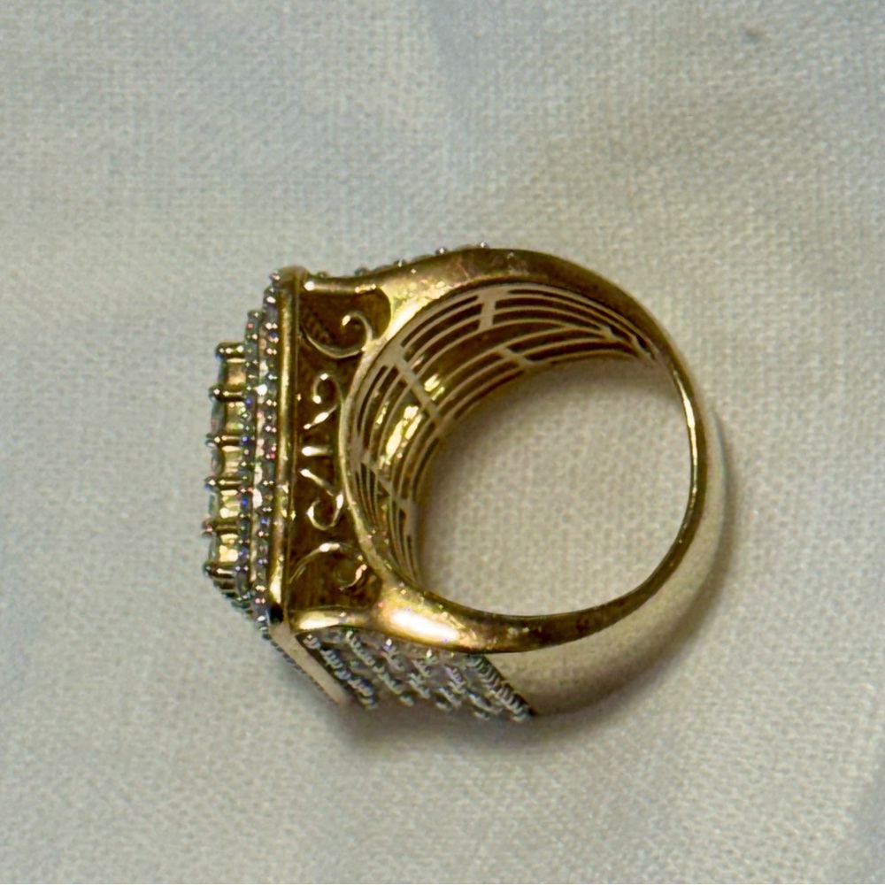 3.9 Carat ICED OUT CZ Pave YELLOW Gold Rhodium Plated 925 Sterling Silve… - Picture 3 of 9